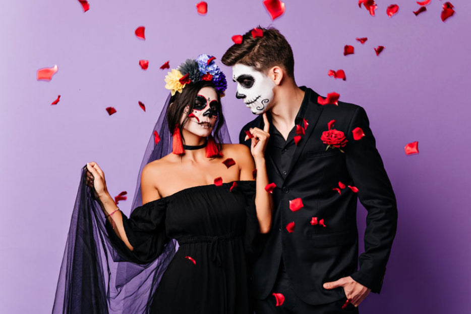 6 Sexy Date Night Ideen für Halloween | Das Kostüm steht dir wirklich gut, aber es würde auf meinem Schlafzimmerboden besser aussehen.